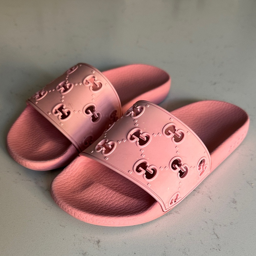 Gucci slides